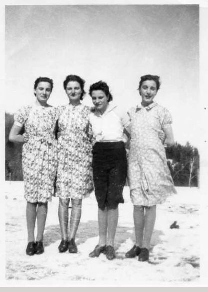 Mary and Thomass girls – LtoR - Bernadette, Josephine, Olive and Catherine Image